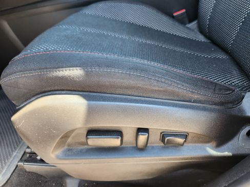 Used 2017 Chevrolet Equinox LT w/ Convenience Package AWD/4WD image 15