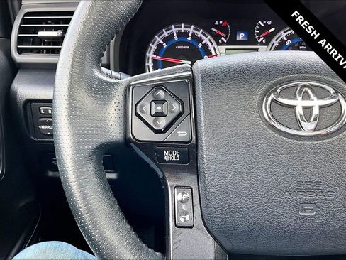 Used 2019 Toyota 4Runner Limited image 11