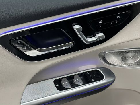 New 2026 Mercedes-Benz GLC 300 4MATIC image 11