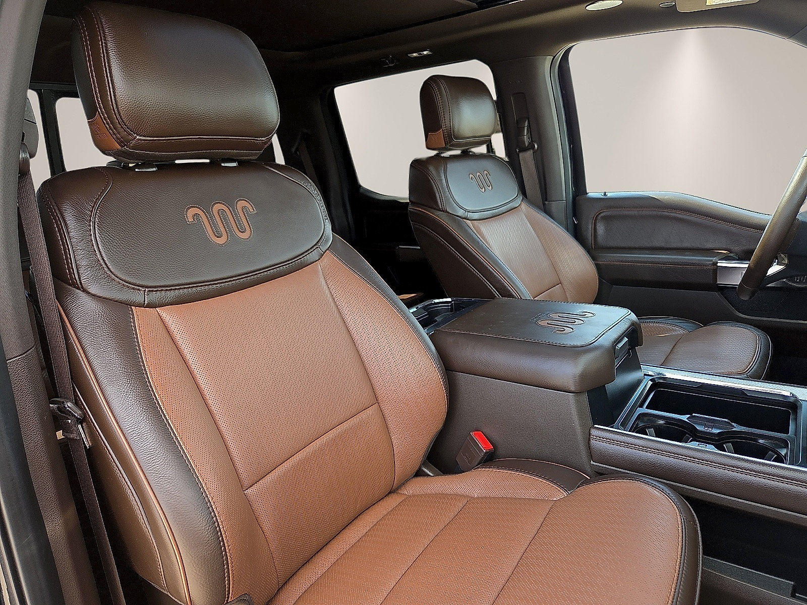 Certified 2024 Ford F250 King Ranch AWD/4WD image 9