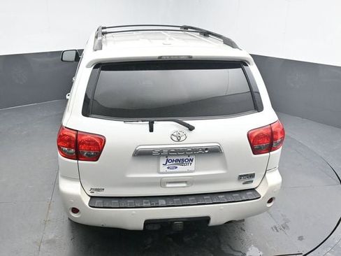 Used 2016 Toyota Sequoia Platinum image 24