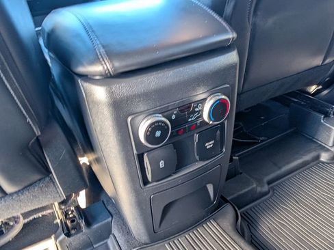 Used 2022 Ford Explorer Platinum w/ Technology Package image 35