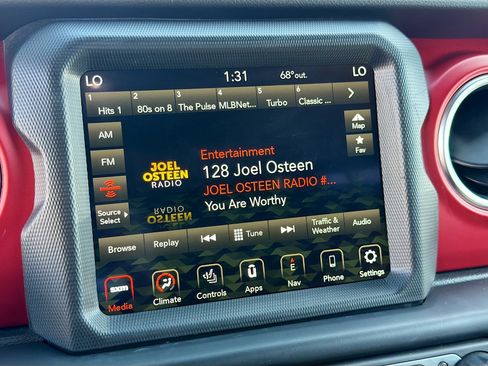 Used 2023 Jeep Wrangler Unlimited Rubicon w/ Cold Weather Group image 31