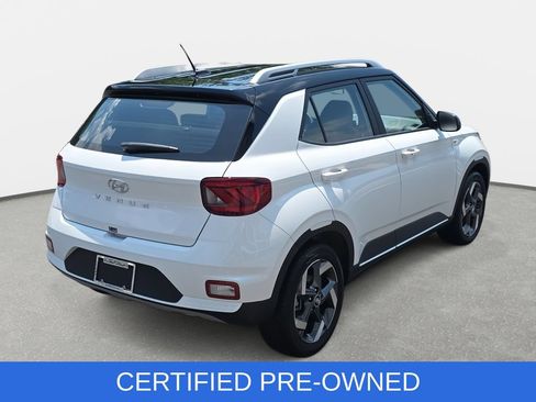 Certified 2026 Hyundai Venue SEL FWD image 5