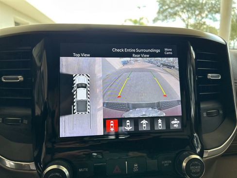 Used 2022 RAM 2500 Laramie image 9