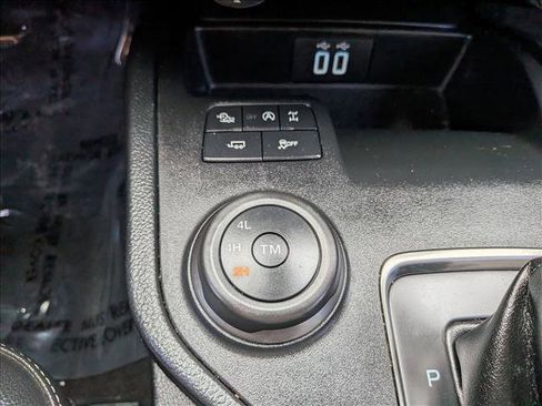 Used 2022 Ford Ranger Lariat w/ Tremor Off-Road Package image 16