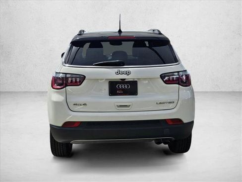 Used 2019 Jeep Compass Limited AWD/4WD image 4