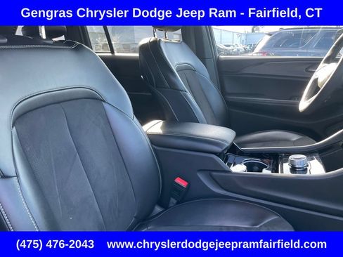 Certified 2023 Jeep Grand Cherokee Altitude AWD/4WD image 20