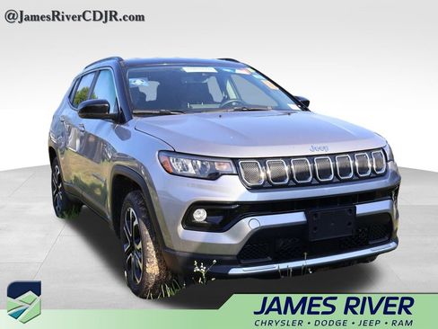 Used 2022 Jeep Compass Limited AWD/4WD image 11