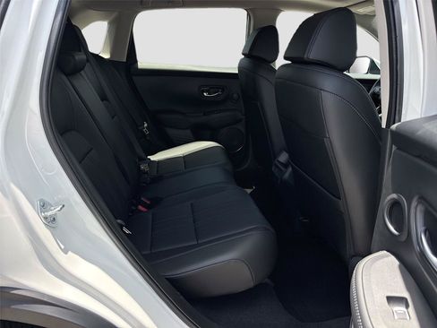 Certified 2026 Honda HR-V EX-L image 30