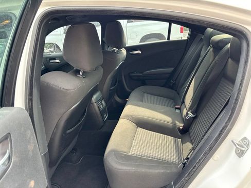 Used 2019 Dodge Charger GT w/ Blacktop Package RWD image 7