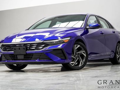 Used 2024 Hyundai Elantra SEL w/ Convenience Package