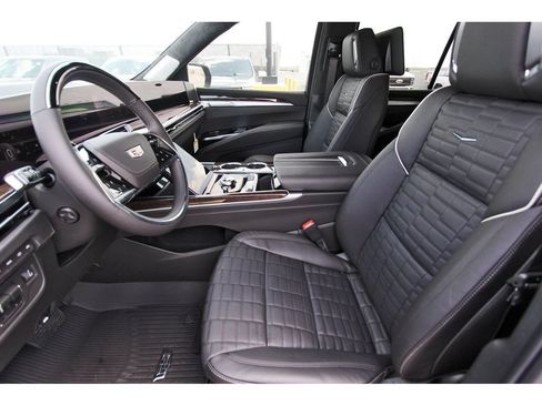 New 2026 Cadillac Escalade Platinum Sport w/ LPO, ONYX Package AWD/4WD image 6