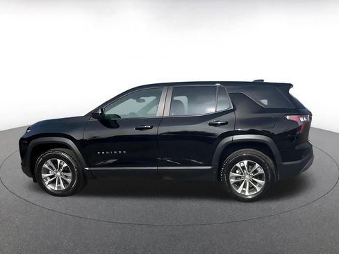 Used 2025 Chevrolet Equinox LT image 9