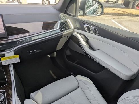 New 2026 BMW X5 xDrive40i w/ Premium Package image 18