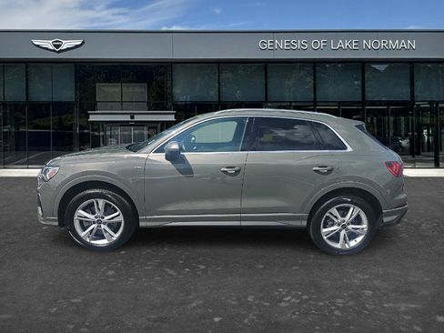 Used 2022 Audi Q3 2.0T Premium Plus AWD/4WD image 7