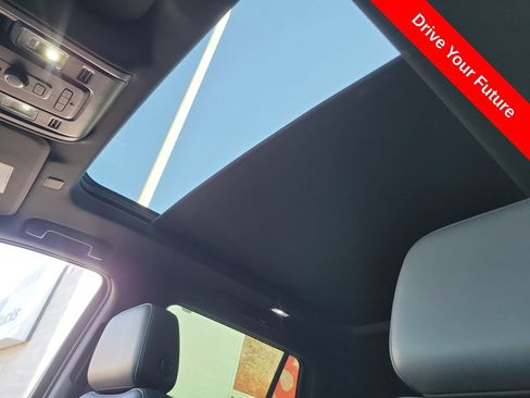 Used 2021 Chevrolet Tahoe LT RWD image 20