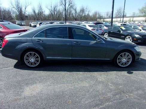 Used 2009 Mercedes-Benz S 550 4MATIC image 4