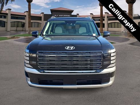 Used 2026 Hyundai Palisade Calligraphy AWD/4WD image 3