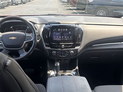 Certified 2019 Chevrolet Traverse LT FWD image 19
