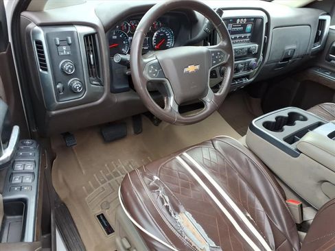 Used 2015 Chevrolet Silverado 1500 LT w/ LT Convenience Package image 16
