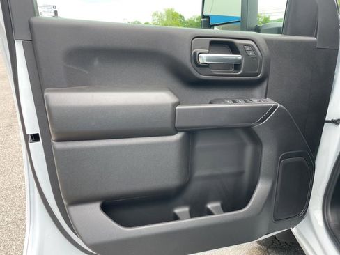 New 2026 Chevrolet Silverado 2500 Custom w/ Custom Value Package AWD/4WD image 5