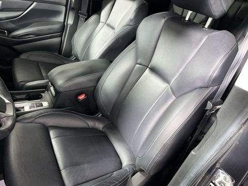 Used 2024 Subaru Ascent Limited image 15