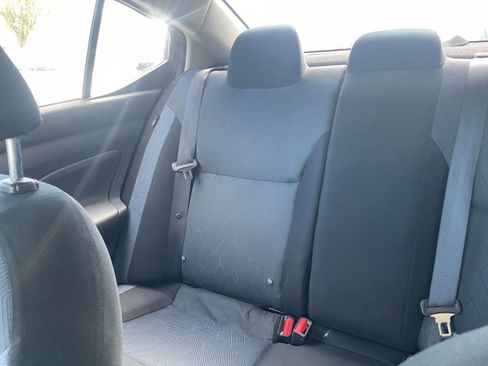 Used 2025 Nissan Versa SV image 37