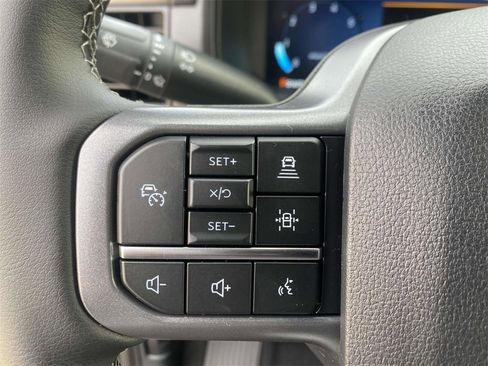 New 2025 Ford F150 Lariat w/ Equipment Group 502A High image 32