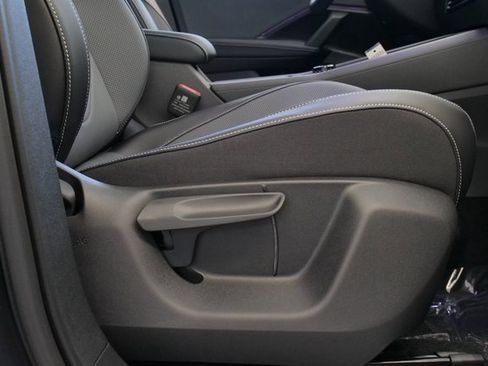 New 2026 Volkswagen Tiguan SE R-Line image 17