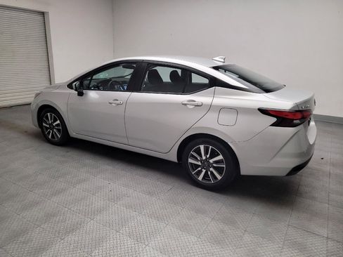 Used 2025 Nissan Versa SV FWD image 3