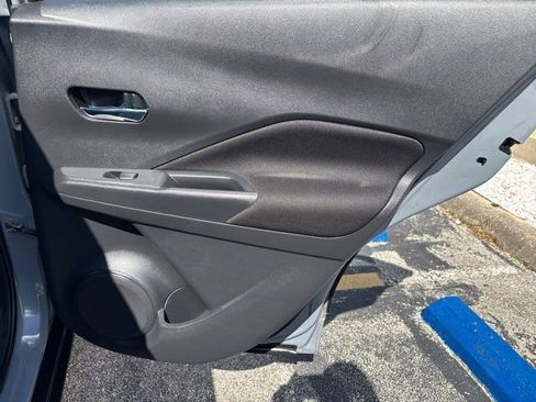 Used 2021 Nissan Kicks SV FWD image 42