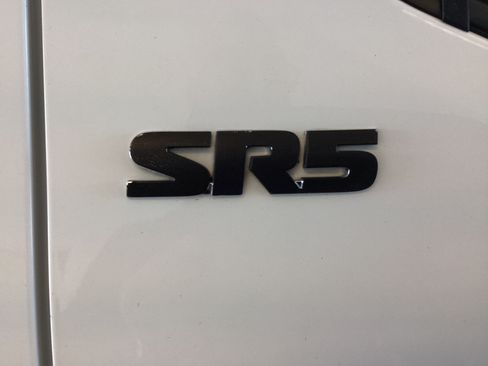 Used 2019 Toyota Tacoma SR5 AWD/4WD image 53
