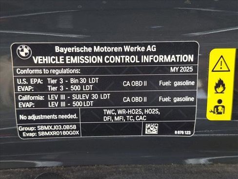 Used 2025 BMW X5 sDrive40i w/ Premium Package RWD image 21