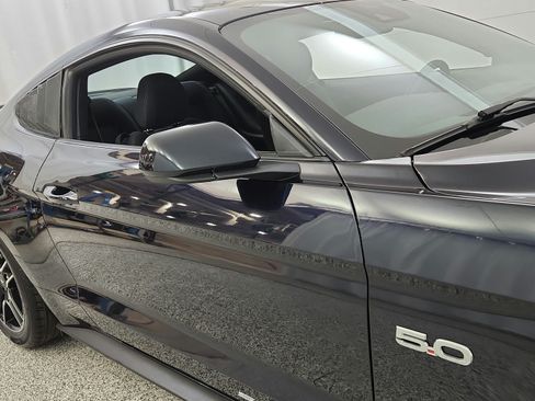 Used 2021 Ford Mustang GT RWD image 30