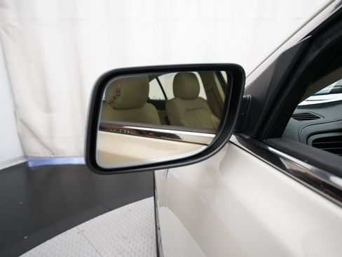 Used 2015 Lincoln MKS AWD w/ Equipment Group 101A image 26