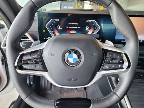 Used 2025 BMW 430i Convertible w/ Premium Package RWD image 23