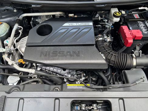 Used 2025 Nissan Rogue SV FWD image 60