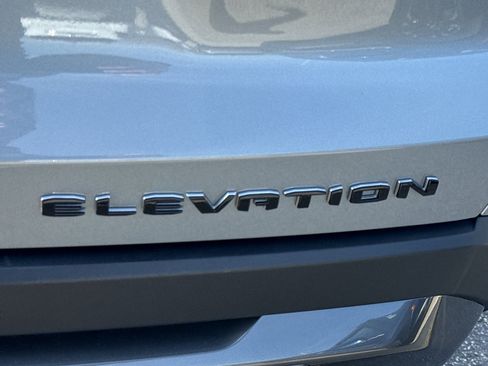 Used 2025 GMC Terrain Elevation AWD/4WD image 9