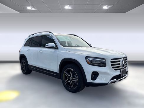 New 2026 Mercedes-Benz GLB 250 image 5