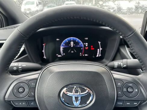 Used 2026 Toyota Corolla SE FWD image 9