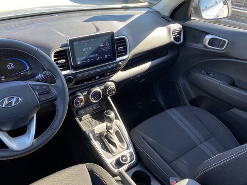 New 2026 Hyundai Venue SEL image 23