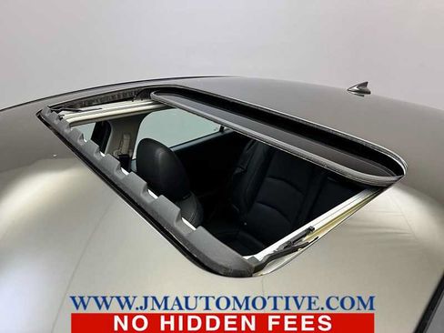 Used 2017 MAZDA MAZDA3 Grand Touring w/ Premium Equipment Package FWD image 11