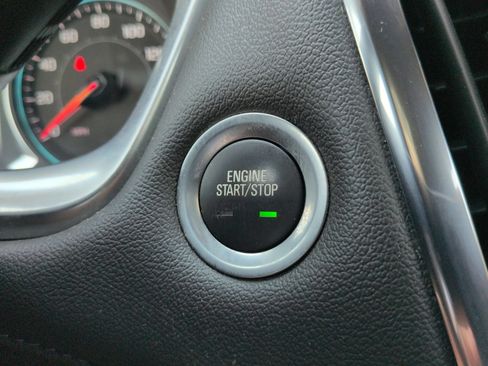 Certified 2022 Chevrolet Traverse LT AWD/4WD image 17