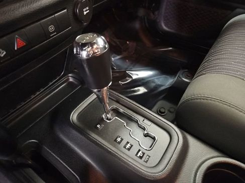 Used 2012 Jeep Wrangler Unlimited Sahara w/ Dual Top Group image 30