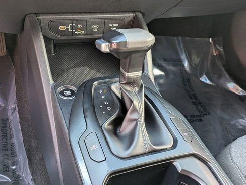Used 2025 Kia K4 FWD image 19