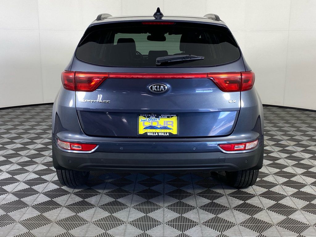 Used 2019 Kia Sportage EX w/ Option Group 040 AWD/4WD image 9