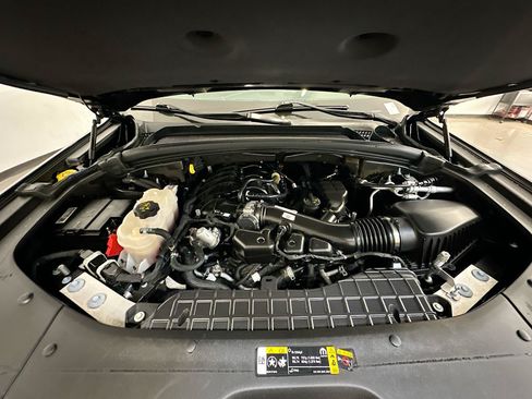 Used 2023 Jeep Grand Cherokee Limited AWD/4WD image 35