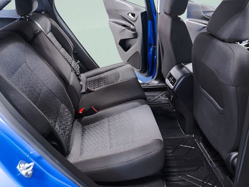 Used 2024 Chevrolet Equinox LT w/ LPO, Floor Liner Package FWD image 35