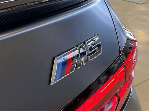 Used 2025 BMW M5 w/ Carbon Package AWD/4WD image 31